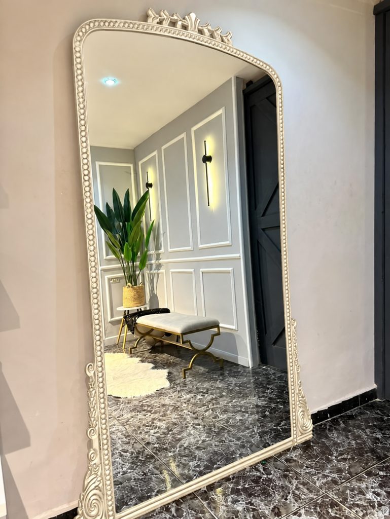 Classic Mirror with Ornate Frame for Refined Taste (160×60 cm, Off-White)